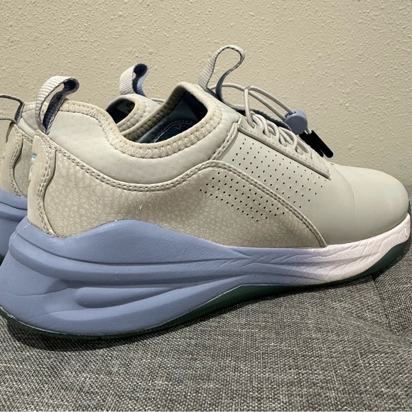 Clove “Grey Matter” Nursing Sneaker - Picture 8 of 15